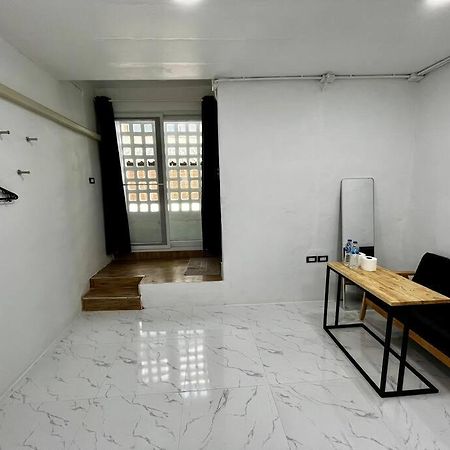 Appartamento Megun 10 L Bangkok Esterno foto